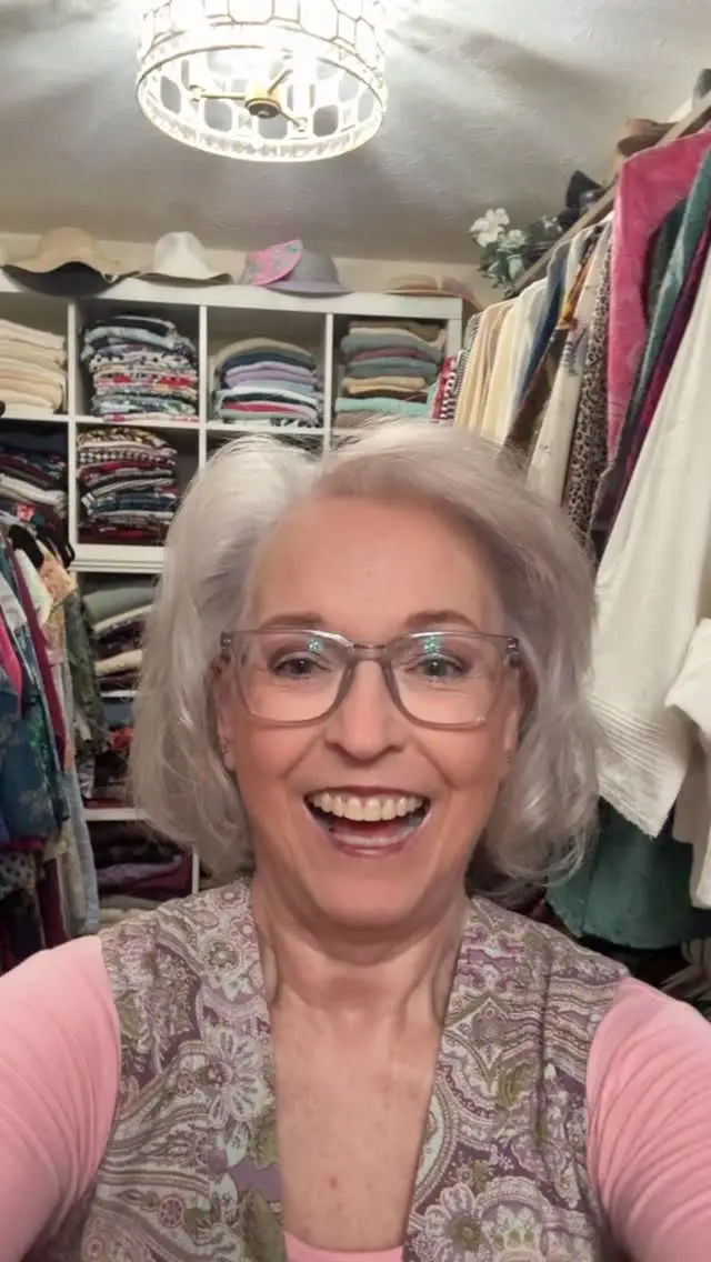 Do you have a dress that you really love, but it’s just a little bit too low cut? Well, I have the answer for you! It’s a Halftee!  I’m wearing the @halftee in pink with 3/4 sleeves.  Want it to hit a little higher?  Turn it around.  Two tees in one!  Use my code, MARSHA2098, for 20% off your purchase!  #halftee #toolowcut #over60style #styleover60 #over60andfabulous