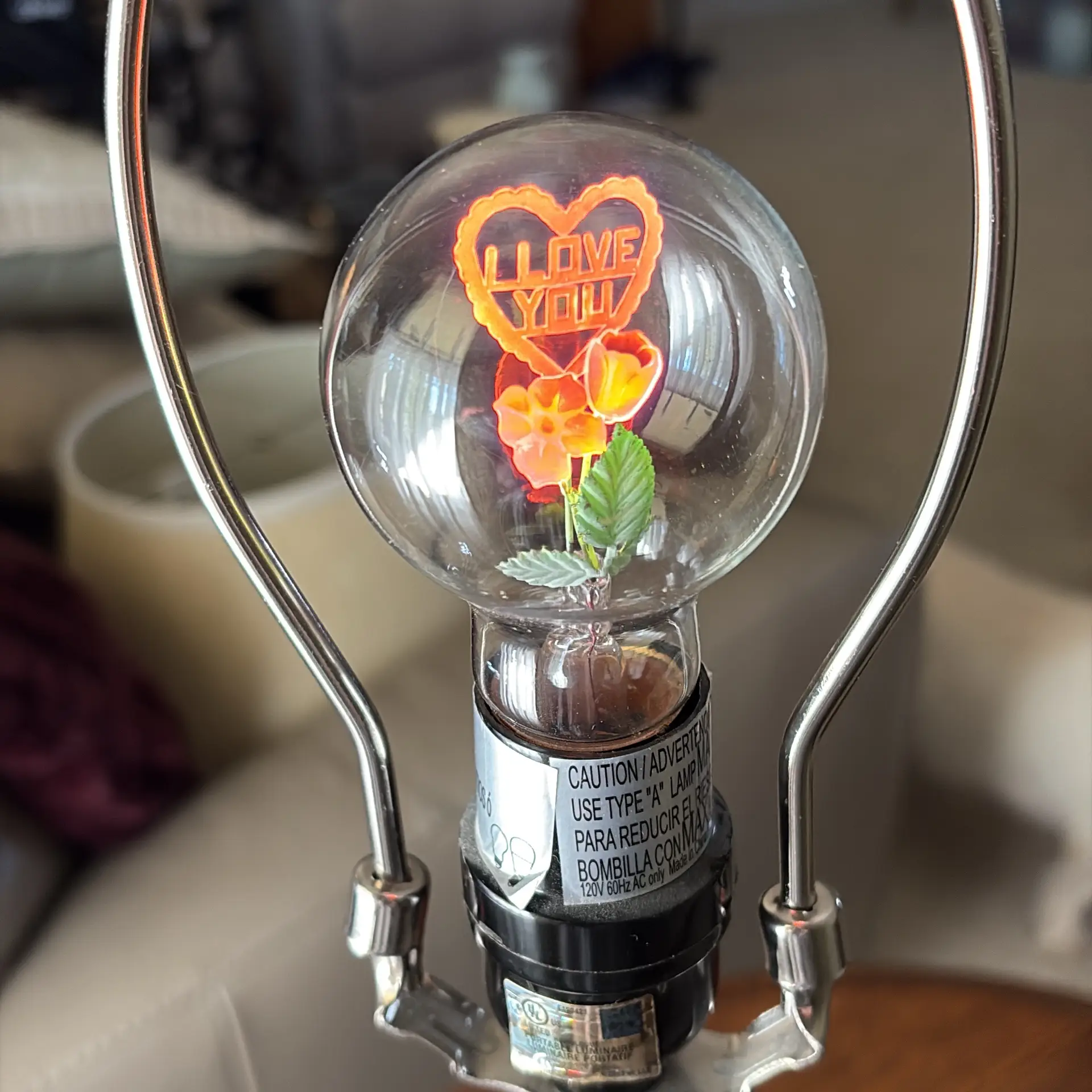 Want to talk vintage? I won this when I was in the eighth grade for selling magazine subscriptions. Actually, I didn’t win it. I got to select it out of a catalogue of prizes. #vintagefind #stillworks #magazinesubscriptions #thingsyoufindinadrawer #saturdaycleaning