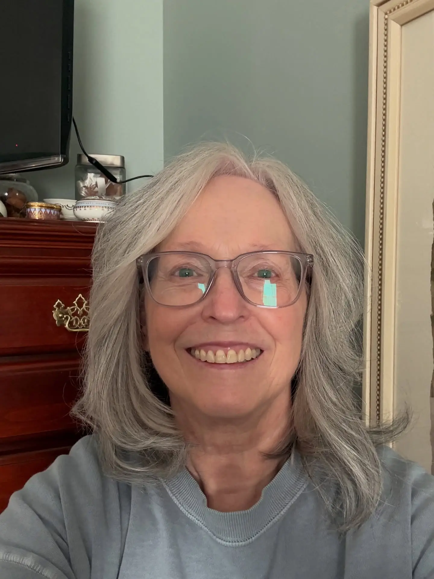 Somebody jumped on the #helperhair train today!  Well, a few days ago, I received this topper from @uniwigs.official but have been too afraid to do much with it.  I just kept opening the lid and looking at it.  Today was the day to try it!  I’ve still got some learning to do, but gosh!! This is the hair I’ve always wanted! #hairtoppers #thinninghair #thehairiwanted #itsmineiboughtit