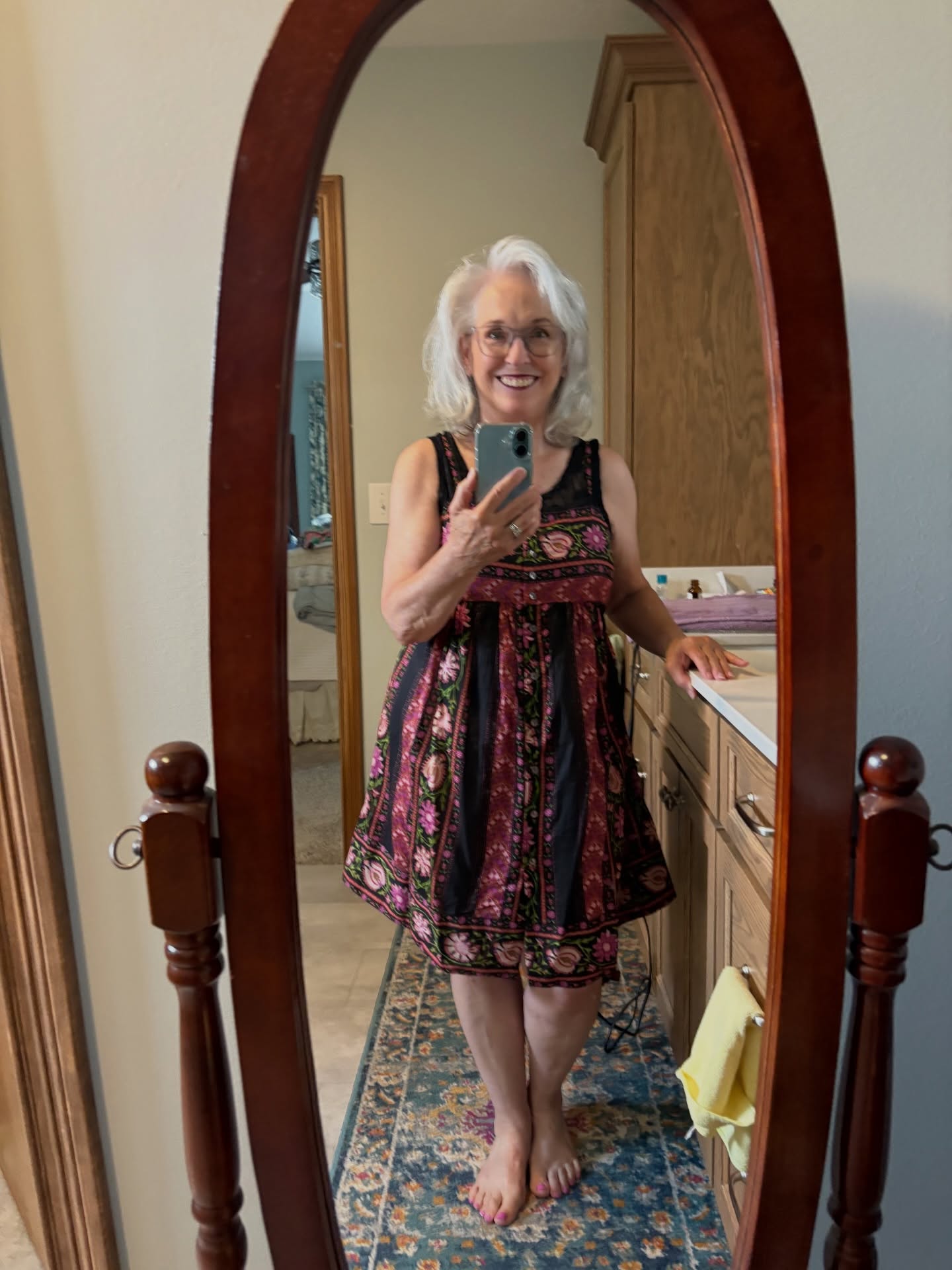 It’s hot, hot, hot here!  I wore this cute @april.cornell sundress out and about.  But, I needed a little something more.  I layered  black lace Halftee under it…can’t even see it, right?  If you want your own, click through the link in my bio and use MARSHA15 for a discount!  #halfteelayering #halftee #styleover60 #indianapolisfashionblogger #oversixtyandfabulous